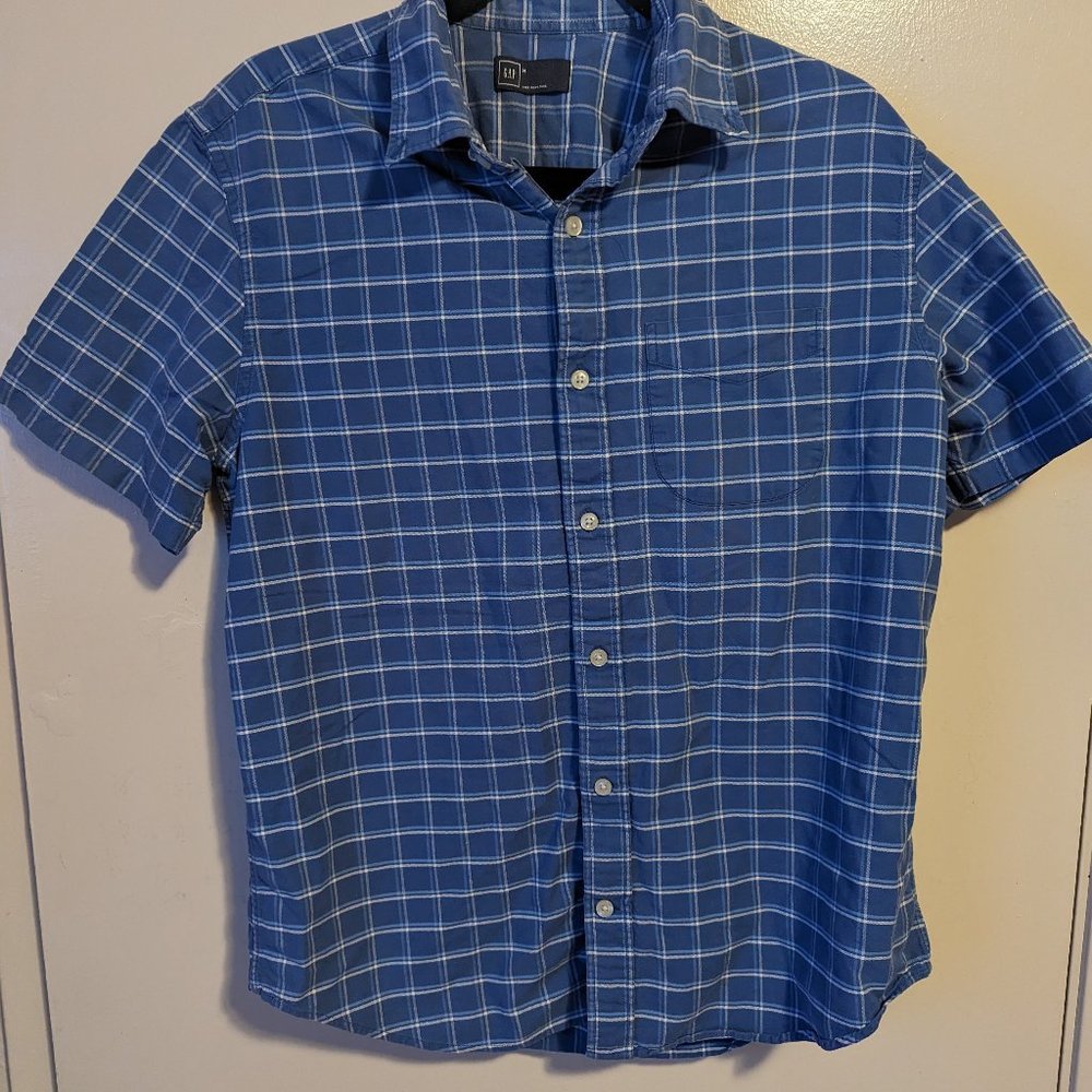 Men's Gap blue and white checkered button up shirt.